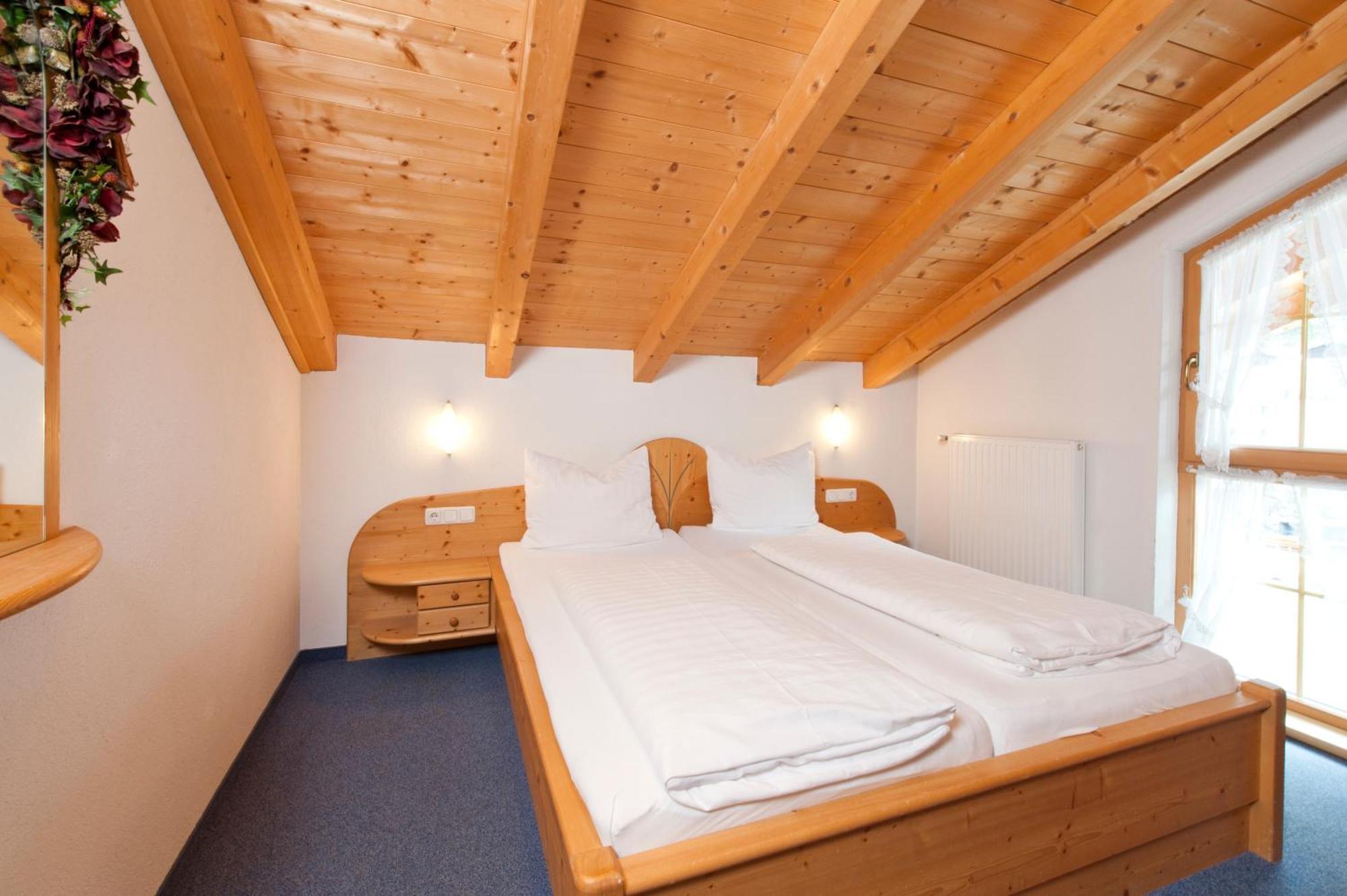 Mallaun Hotel.Erlebnis Зее Екстериор снимка