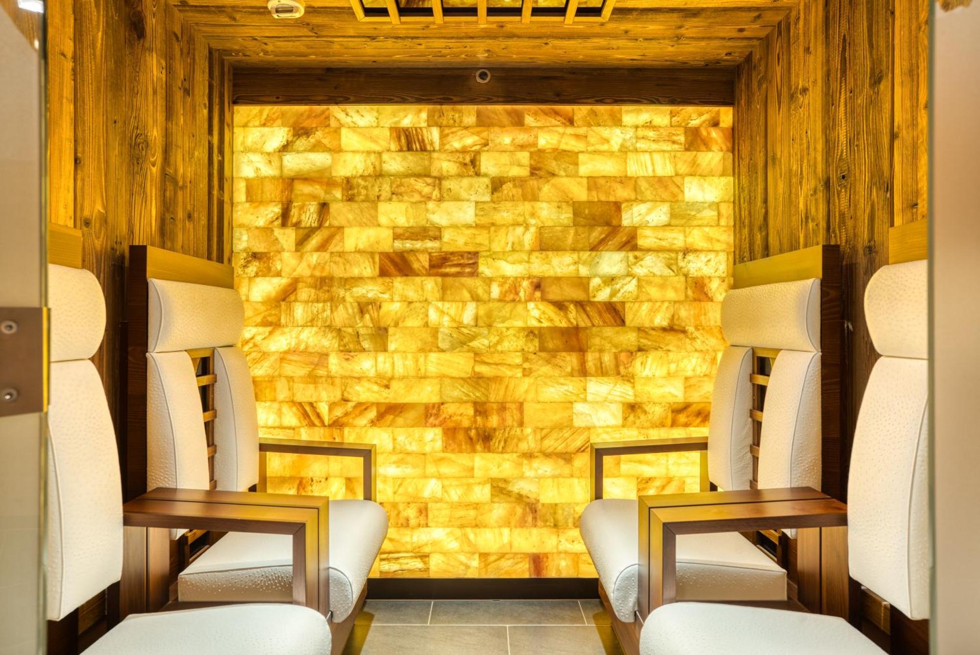 Mallaun Hotel.Erlebnis Зее Екстериор снимка
