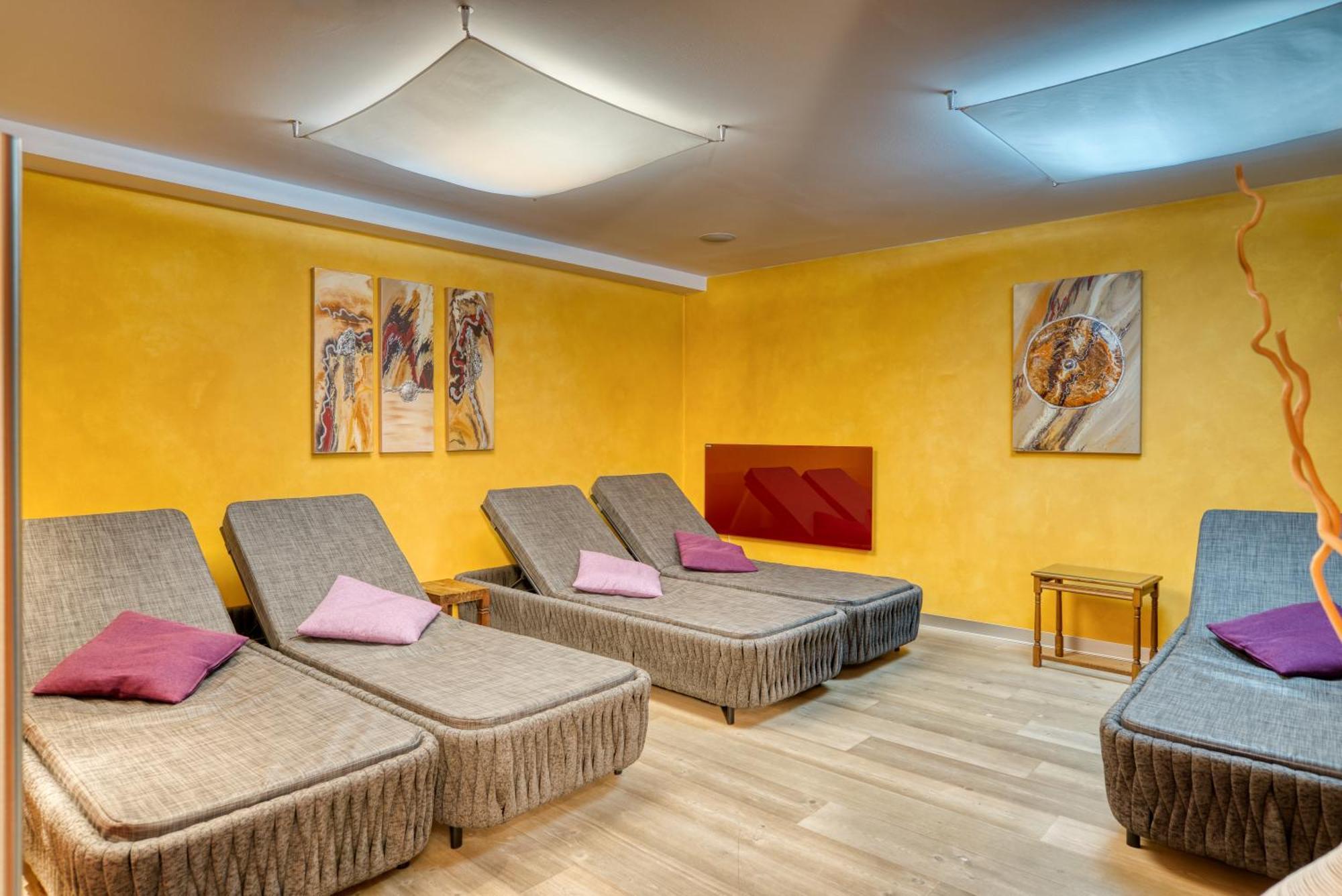 Mallaun Hotel.Erlebnis Зее Екстериор снимка
