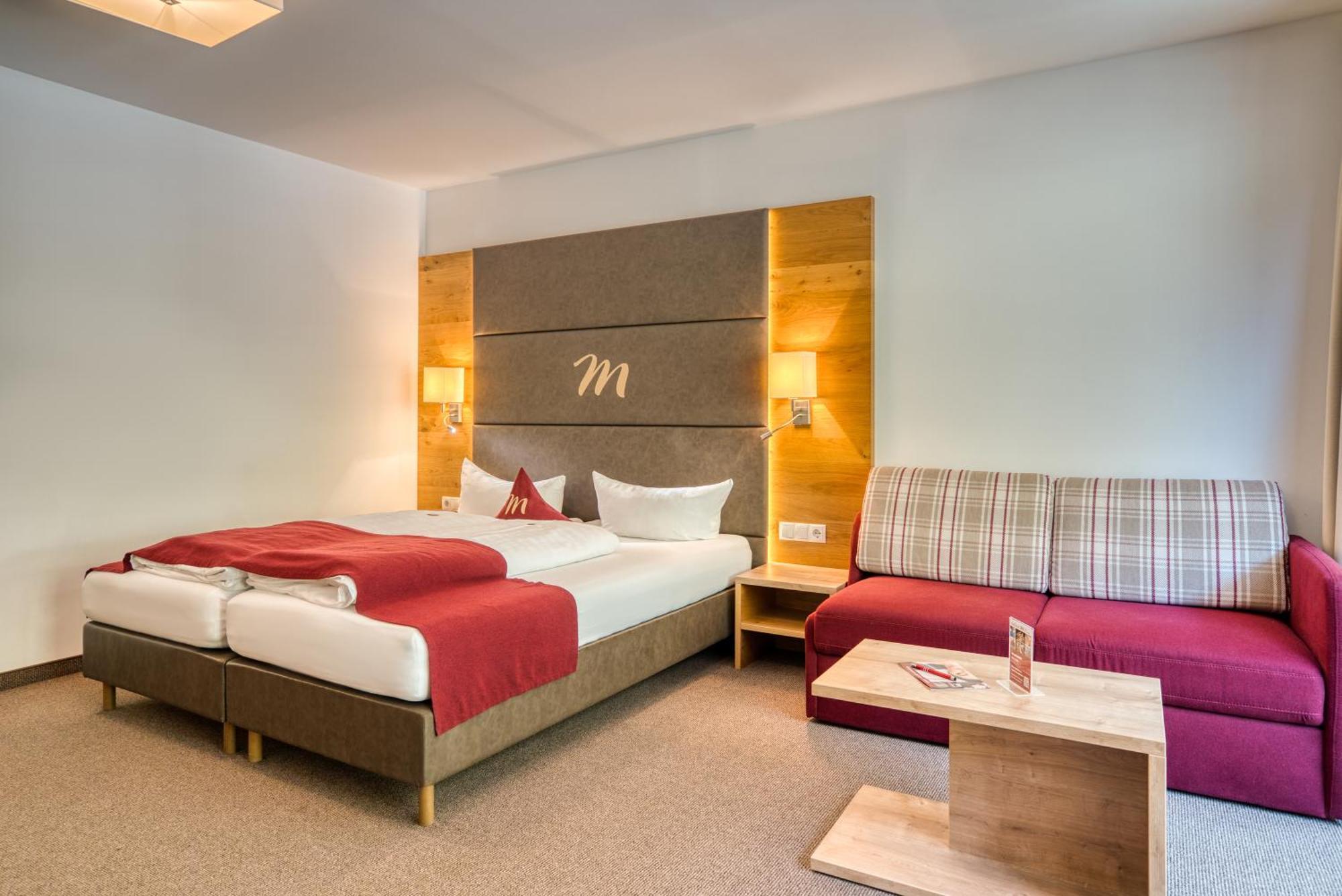 Mallaun Hotel.Erlebnis Зее Екстериор снимка