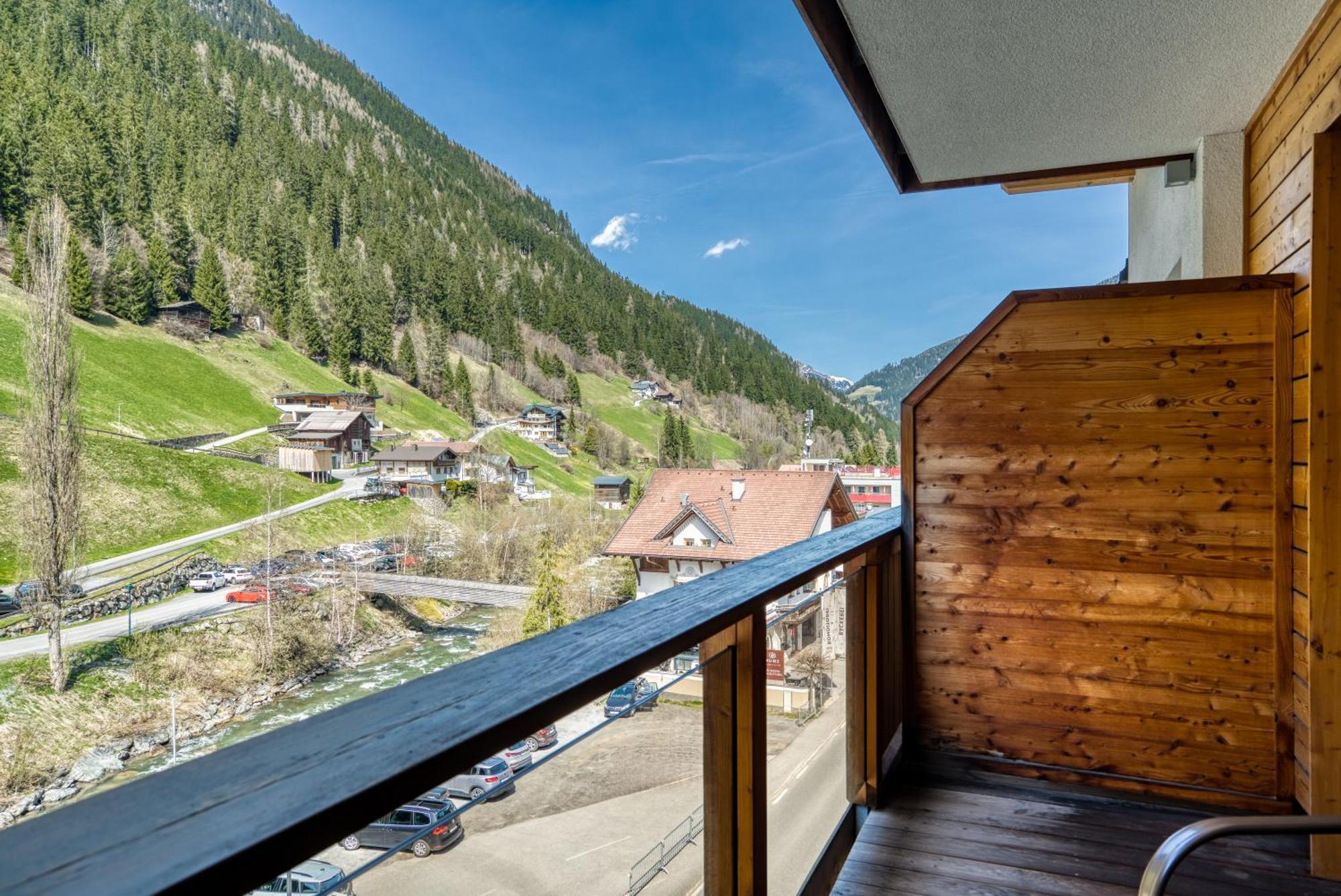 Mallaun Hotel.Erlebnis Зее Екстериор снимка